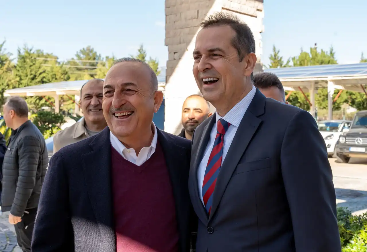 AK Parti Antalya Yönetiminden Antalyaspor’da Kritik Ziyaret! 2